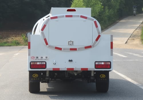 東風(fēng)四驅(qū)森林消防車(chē)