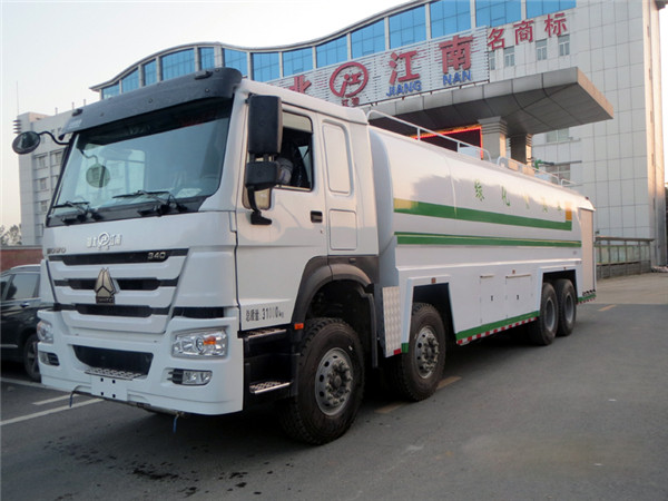 重汽豪沃 25噸消防車