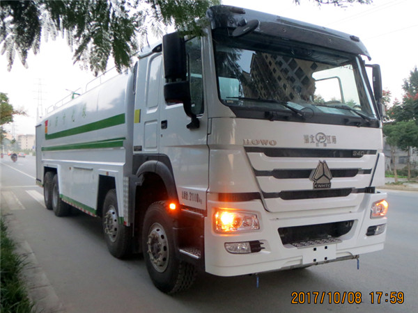 重汽豪沃 25噸消防車