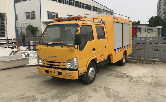 五十鈴搶險(xiǎn)救援車